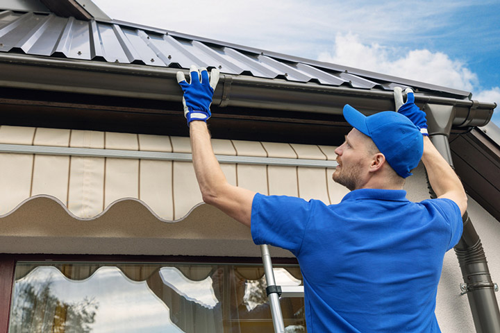 Certificate III in Roof Plumbing
