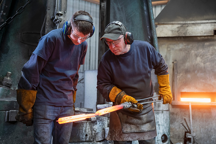 Certificate III in Engineering - Fabrication Trade (Blacksmithing)