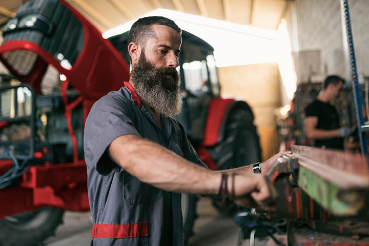 Certificate III in Agricultural Mechanical Technology