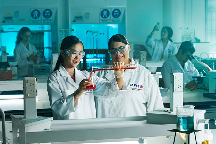 Certificate III in Pathology Collection