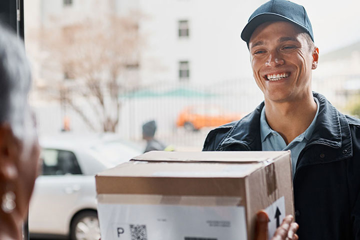 Delivery driver delivering pack
