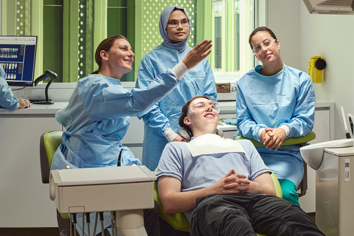 Dental team working on a dental session